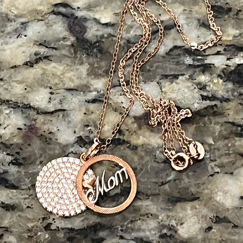 Rose Gold Double Zirconium Stones Medallion Pendant Necklace - Picture 4 of 9